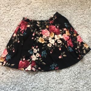 Floral pattern skirt